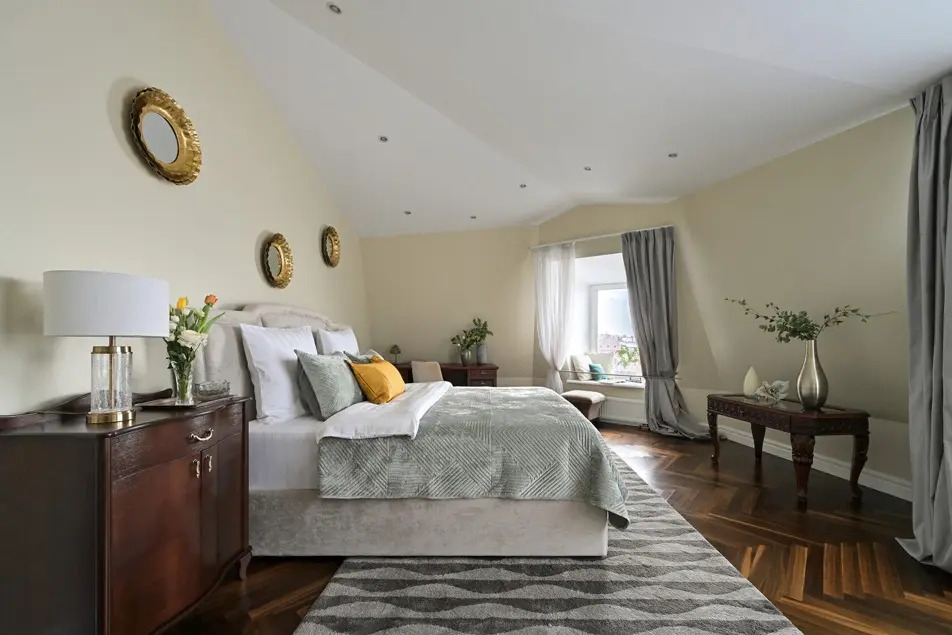 Minin Apartments на Караванной 11 (мансарда c террасой)
