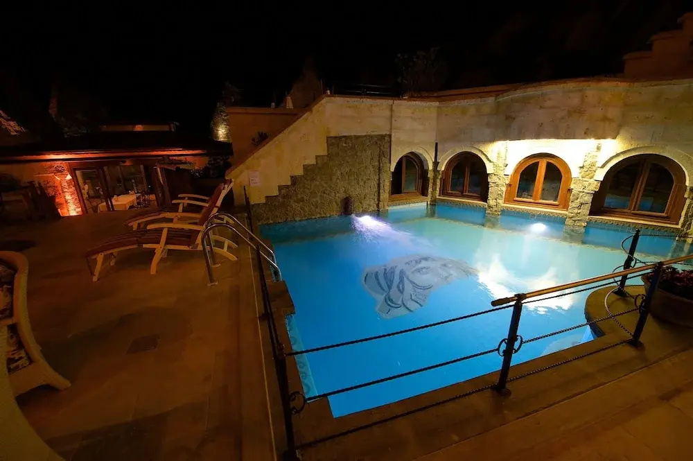 Miras Hotel