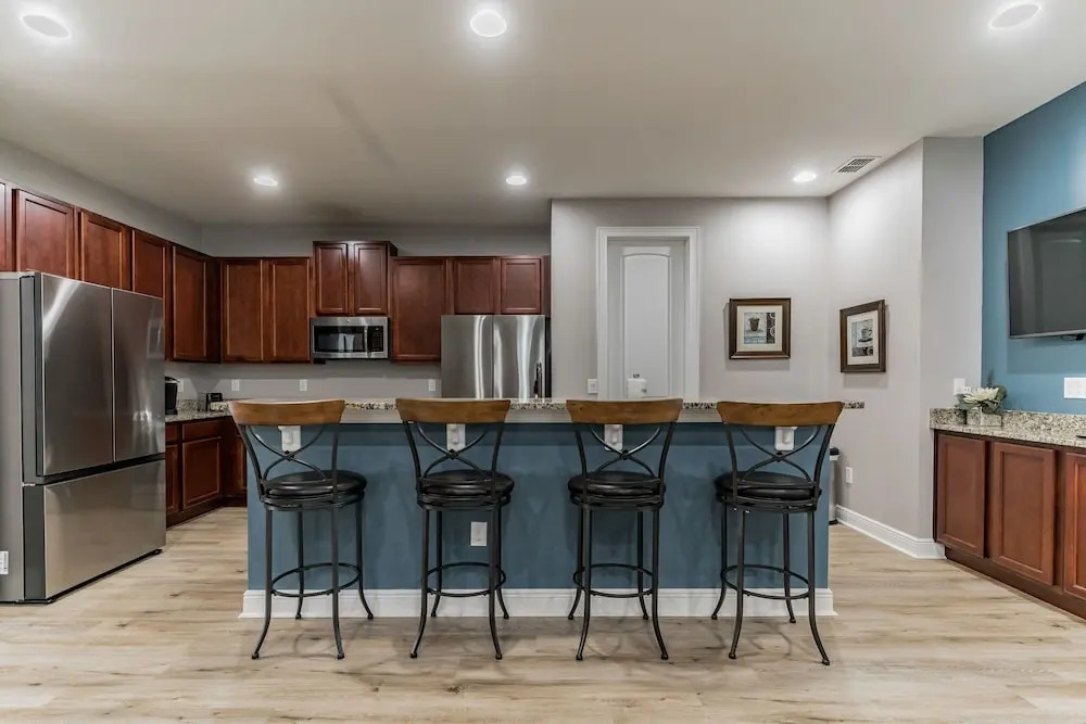 Family-friendly 10 Br Pool Villa In Encore Near Disney 10 Bedroom Home by RedAwning
