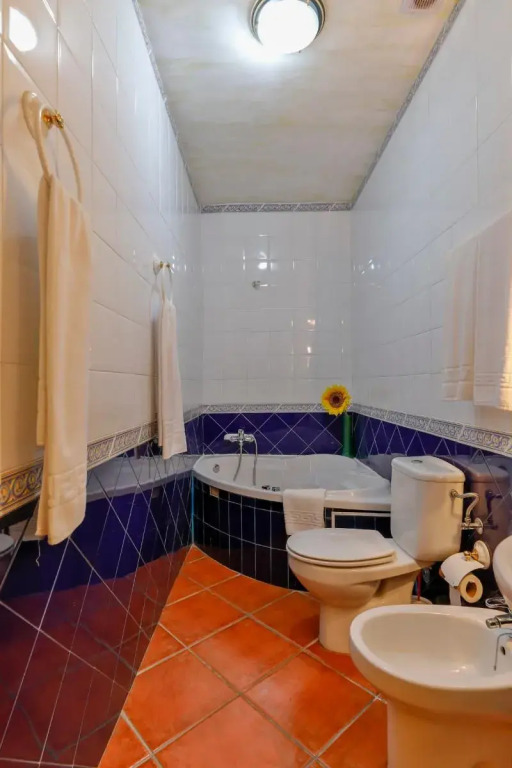 Hotel Las Palmeras by Vivere Stays
