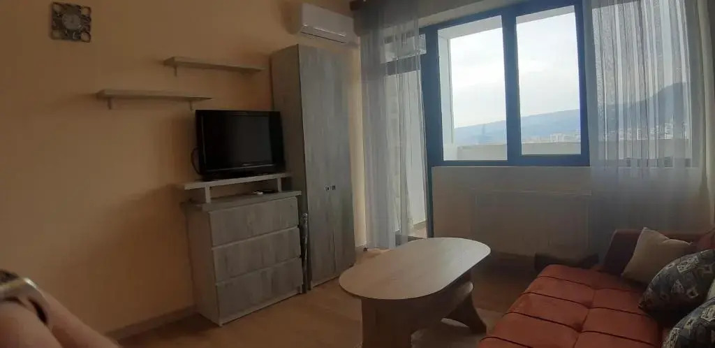 Studio on Berbuki 1