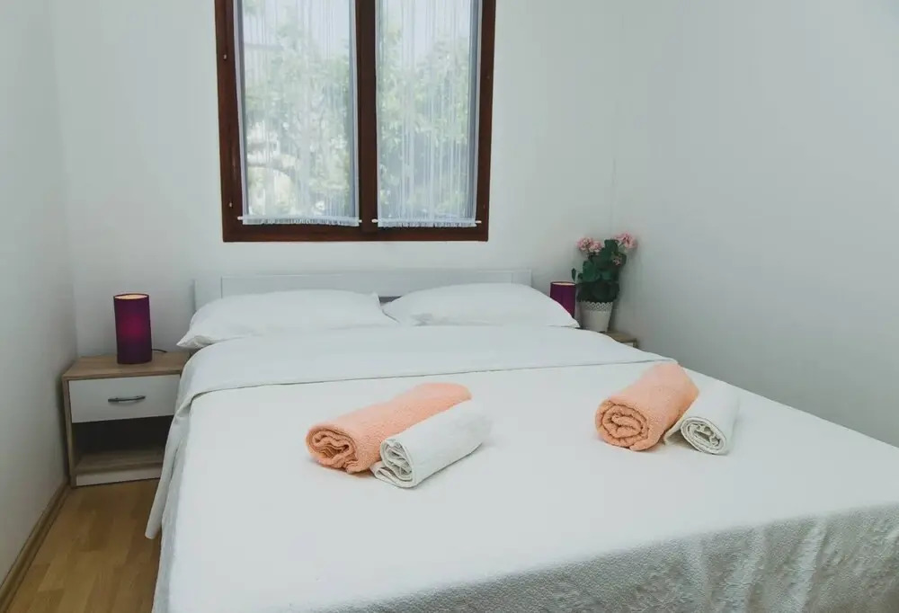 Charming 3-bed Apartment in Vrsi