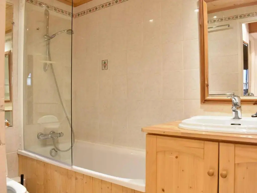 Appartement Méribel, 4 pièces, 6 personnes - FR-1-180-539