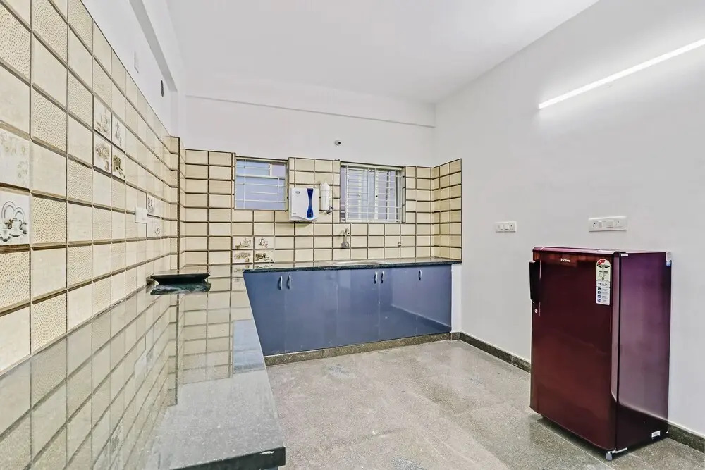 Oyo Home 39445 Cozy Stay Fortis Hospital