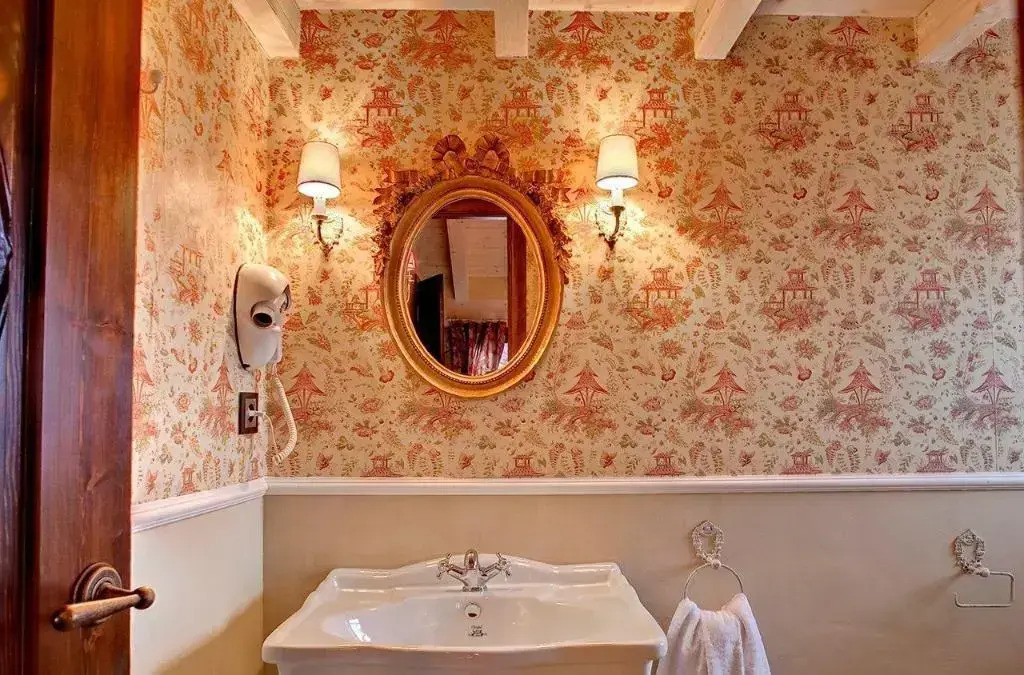Hotel Boutique Real Posada De Liena con jacuzzi en "habitacion de hidromasaje"