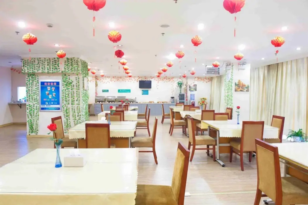 GreenTree Inn Changzhou Jinghu High-speed Rail North Station Global Dinosaur City Hotel