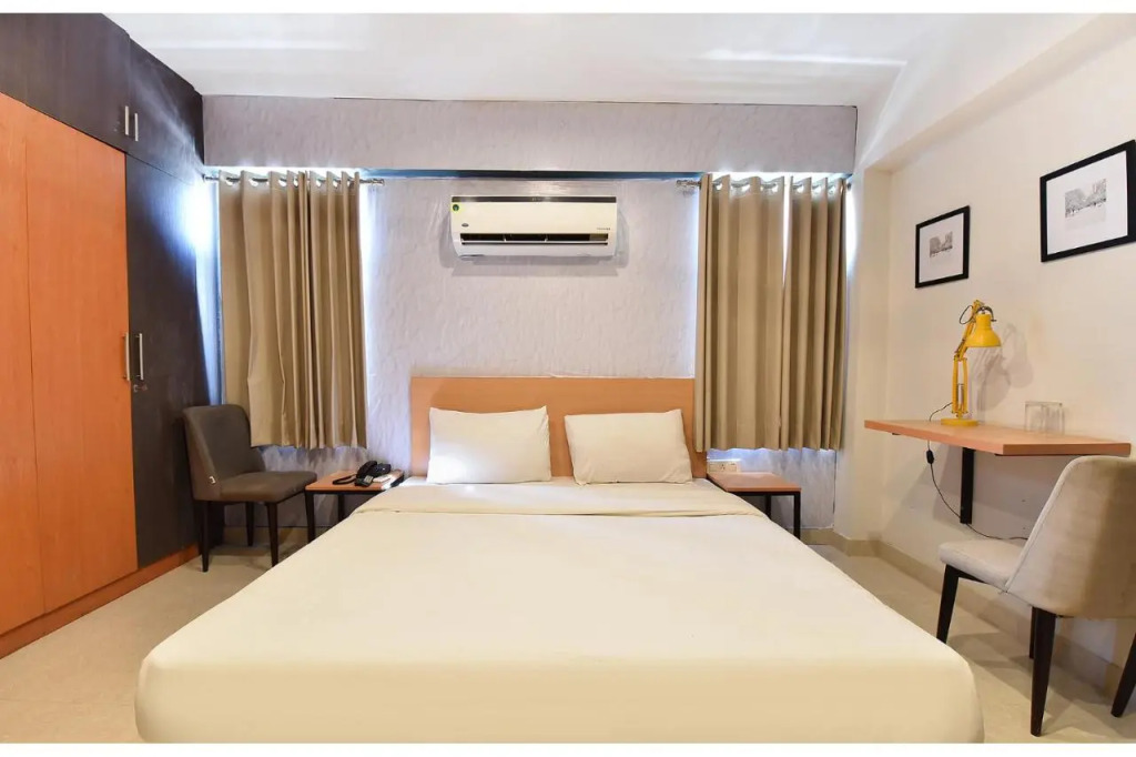 FabHotel Rushank Residency