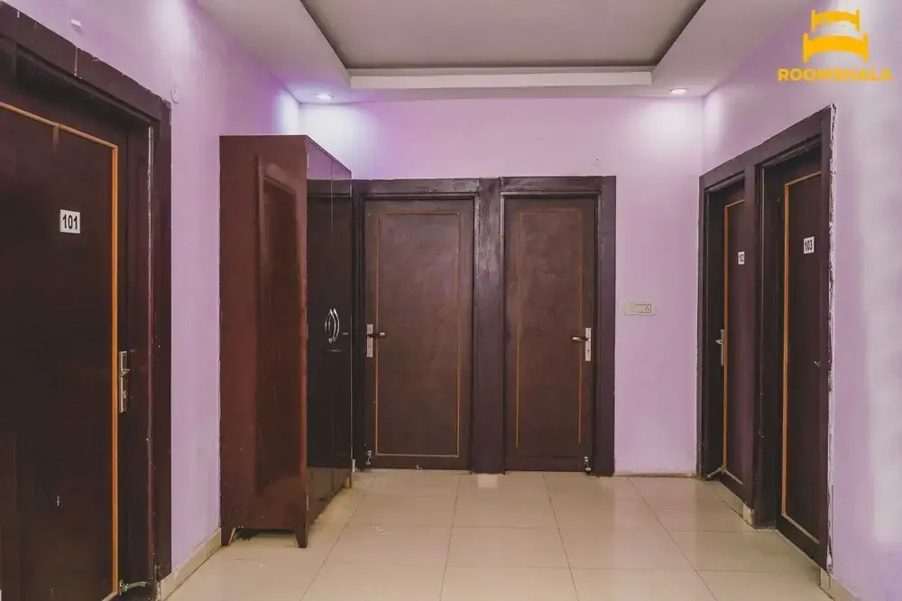 Hotel Satwah Palace 10 Minute Away Distance Nizamuddin Railway Station