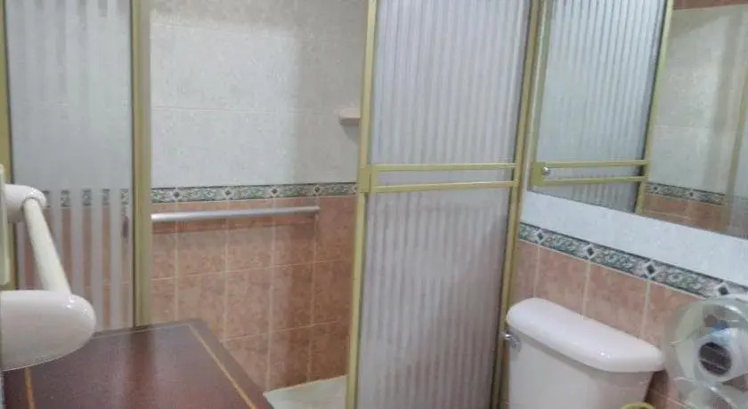 Hotel Ribera Del Rio Av 2N