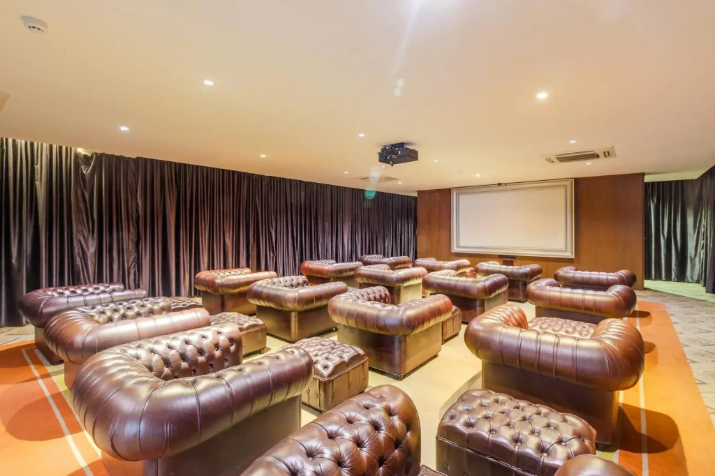 Oceana Suites Yoo Suite 305