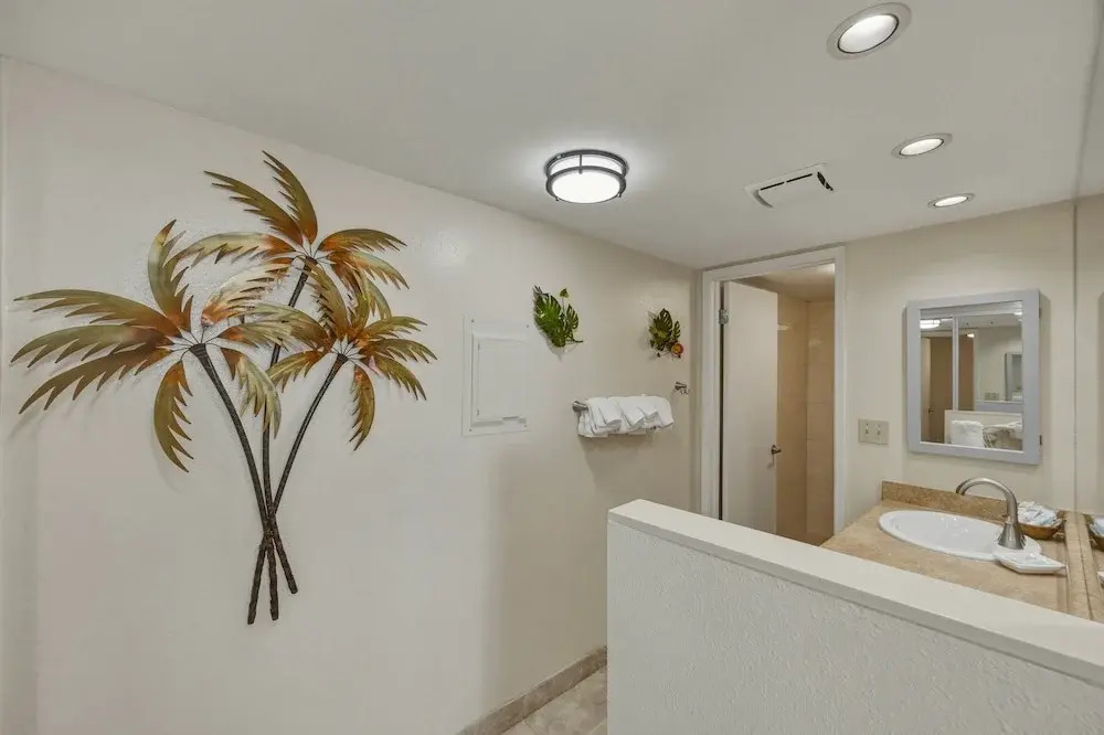 Oceanfront Maui Point Condo Sleeps 4 - Unit A3 1 Bedroom Condo