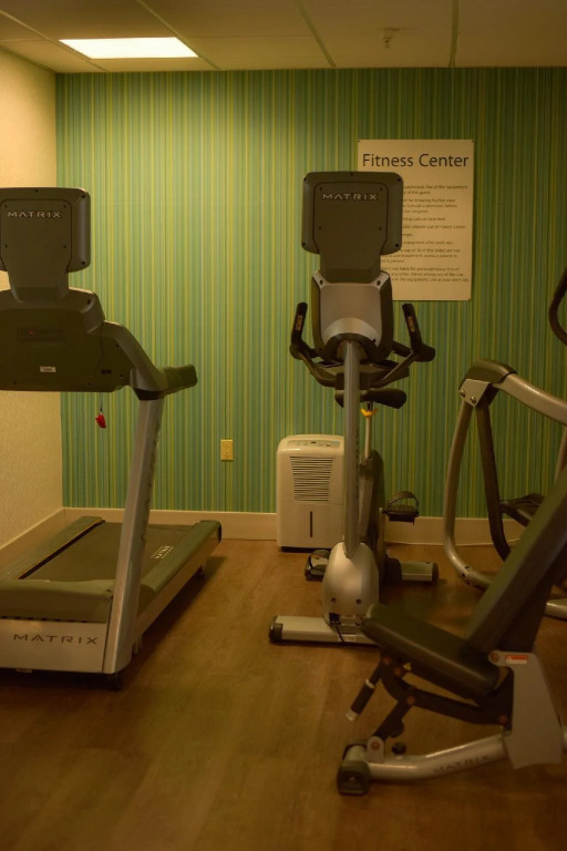 Holiday Inn Express Hotel & Suites Maryville by IHG