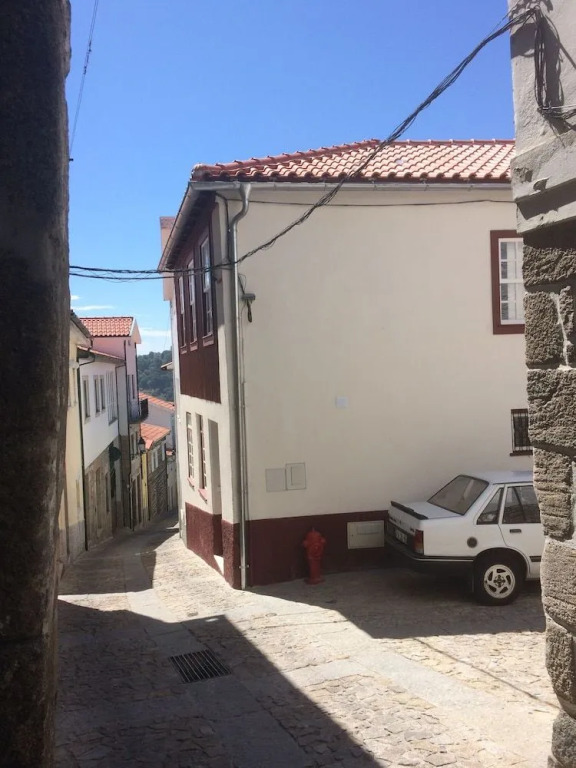 Casas Do Castelo De Lamego