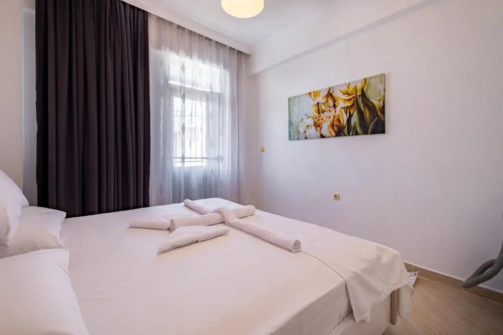 ASSOS APART BELEK