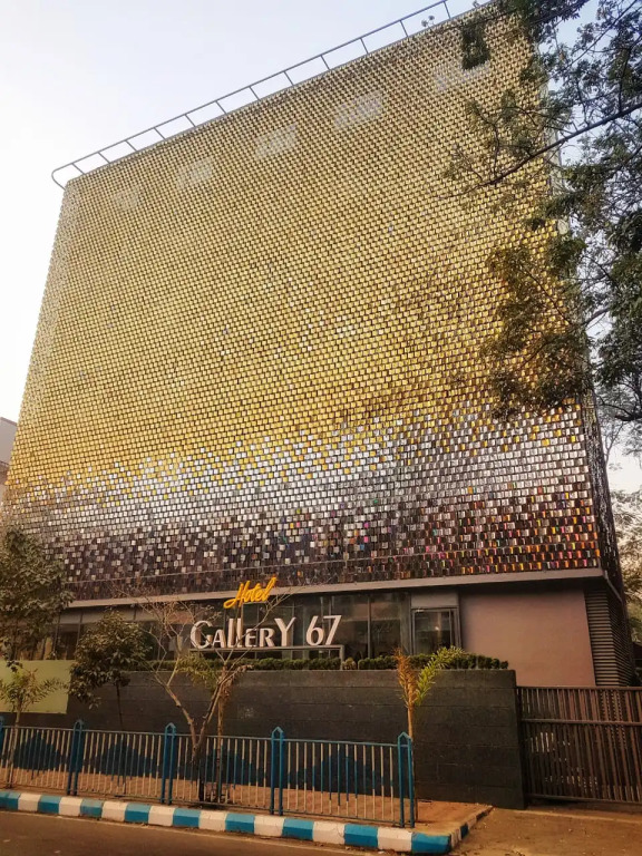 Hotel Gallery 67