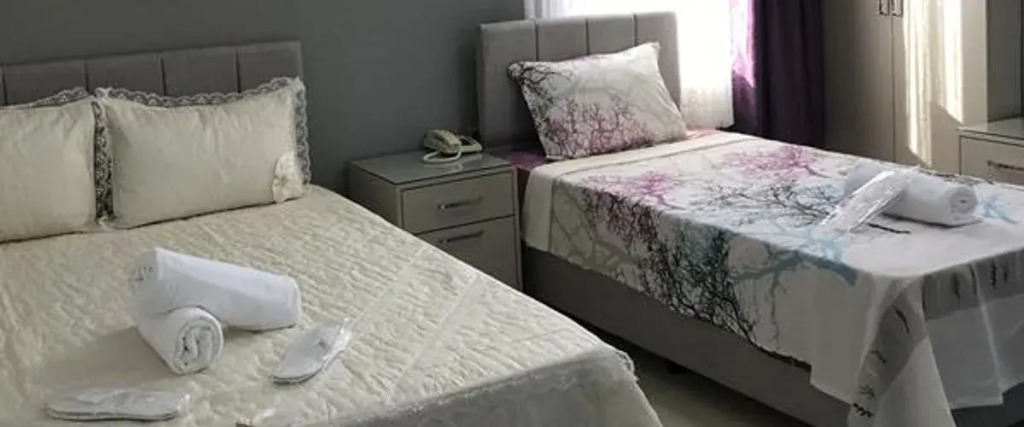 Li̇man Otel