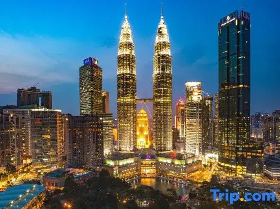Sri Ixora Kajang | Spacious 3BR w/ Full A/C