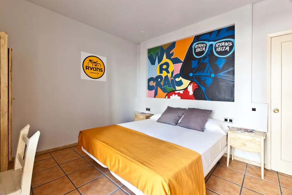 Hostal Ebusitana