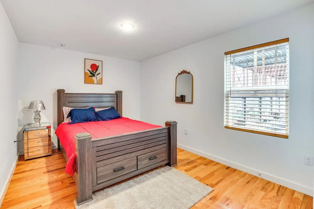 Modern Elizabeth Apartment ~ 1 Mi to Train Station