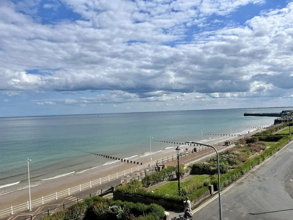8 Beach View @ Beaconsfield House