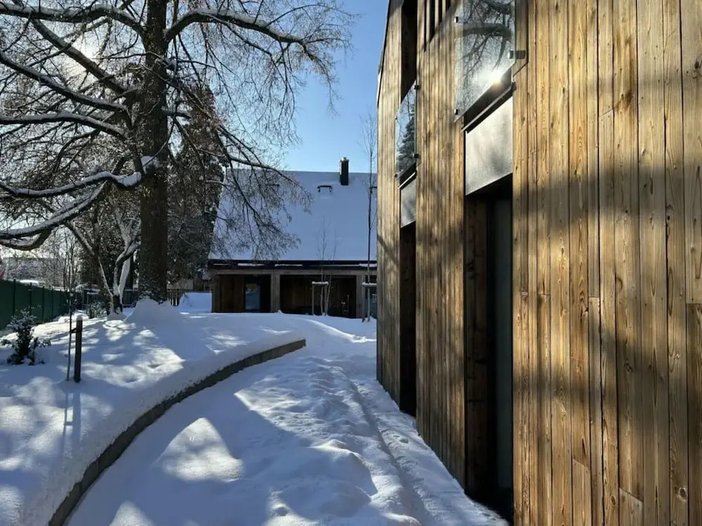 Spacious Villa With Good Ambience