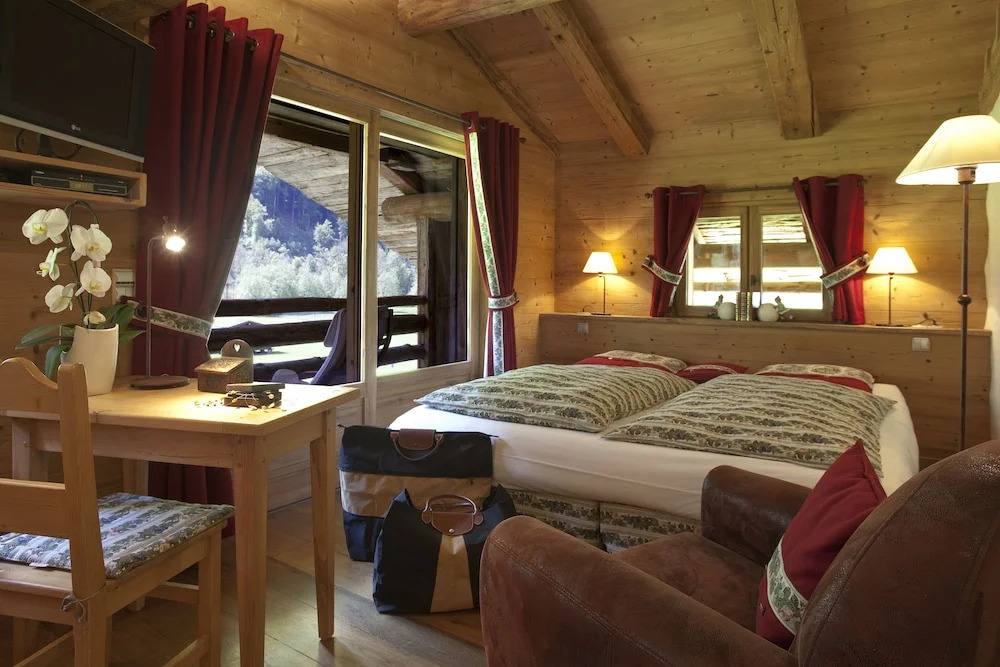 Chalet-Hôtel Les Fermes de Pierre & Anna