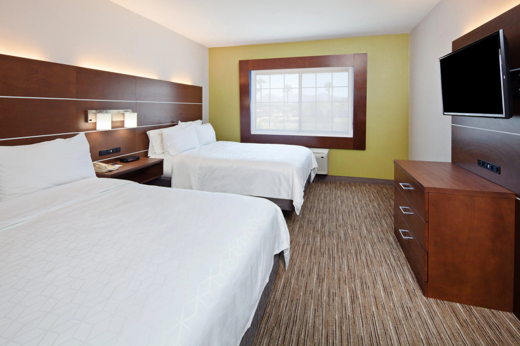 Holiday Inn Express & Suites Rancho Mirage - Palm Spgs Area by IHG
