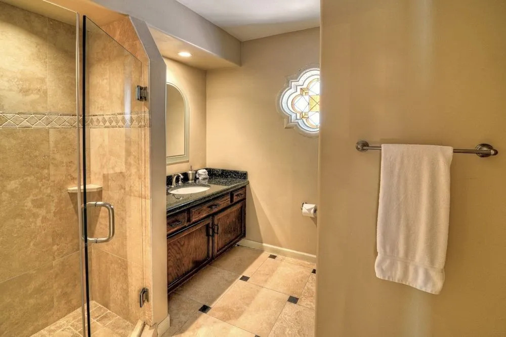 Just Listed! Kierland Home w Htd Pool and Hot tub
