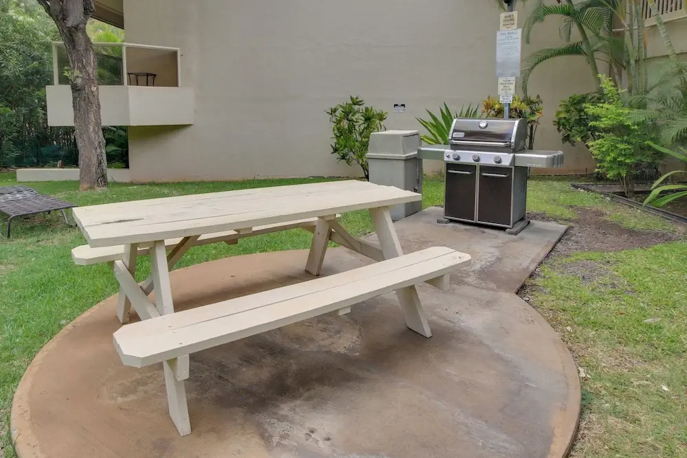 Steps to Beach: Kihei Studio w Scenic Lanai