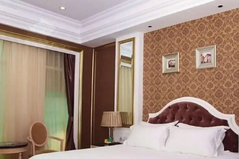 Dongguan Silver Holiday Hotel