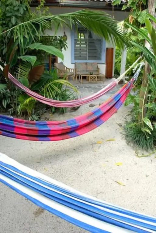 Togo B&B Farallon