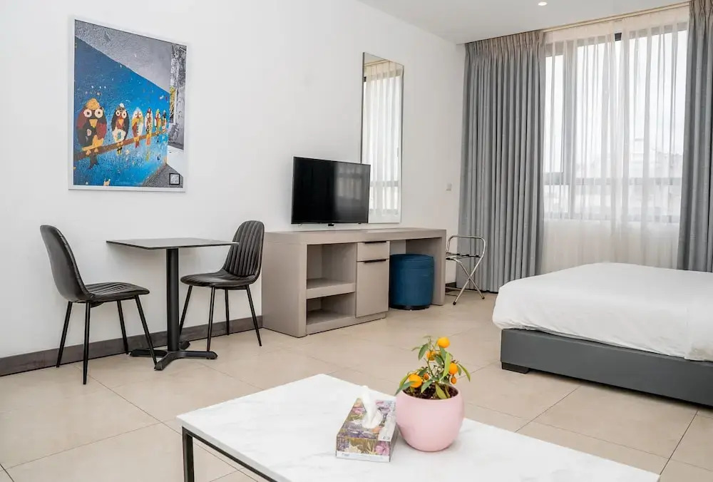 Liv Weibdeh Hotel Suites