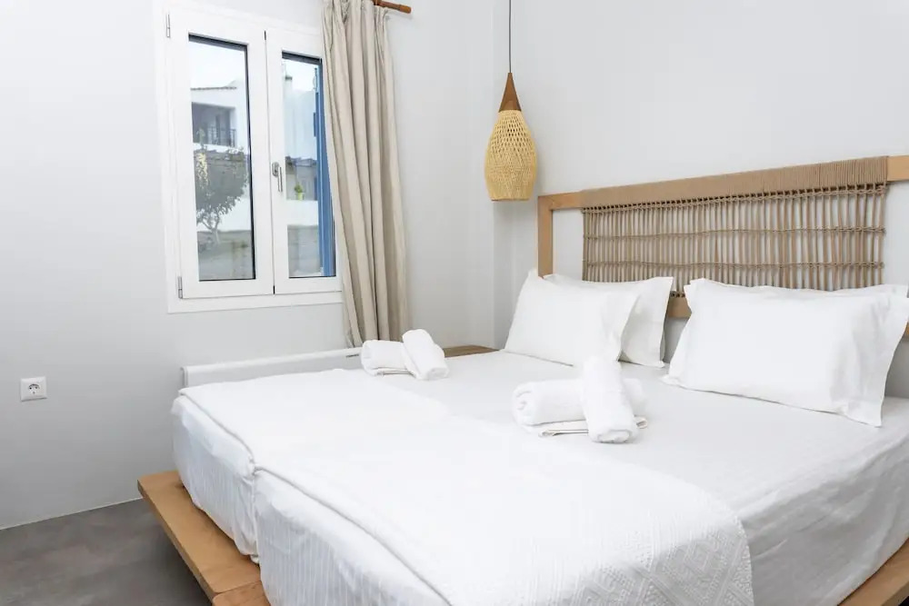 Alsea Seafront Apartments in Agia Pelagia Kythera