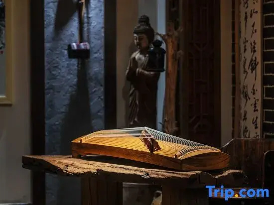 Jingdezhen Seven and a Half Art Inn