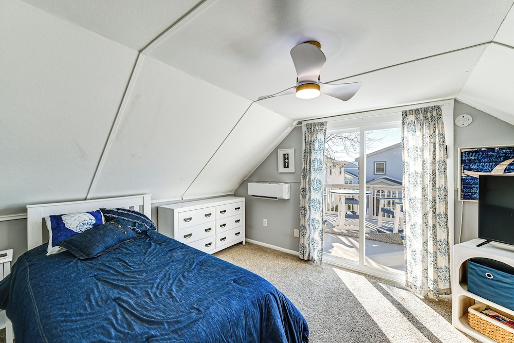 Tranquil Beach Haven in Family-friendly Brigantine
