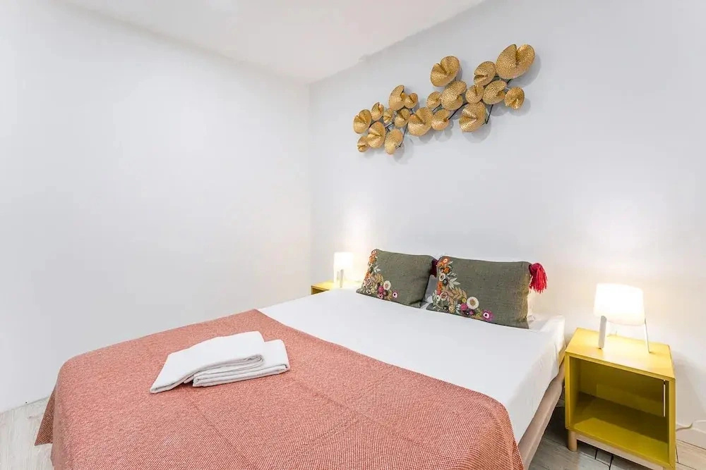 GuestReady - Gold Leaf