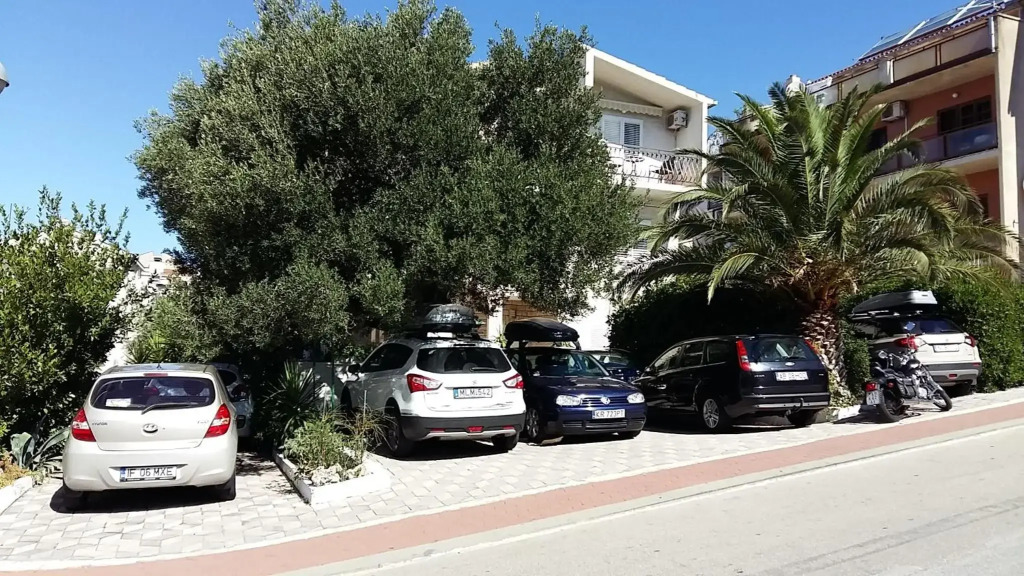 Apartments Ella