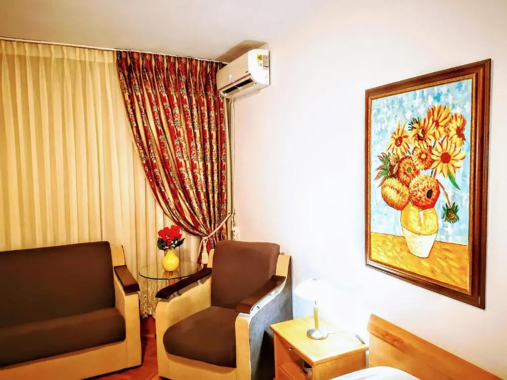 Atlas Accommodation Studio Romana de Lux