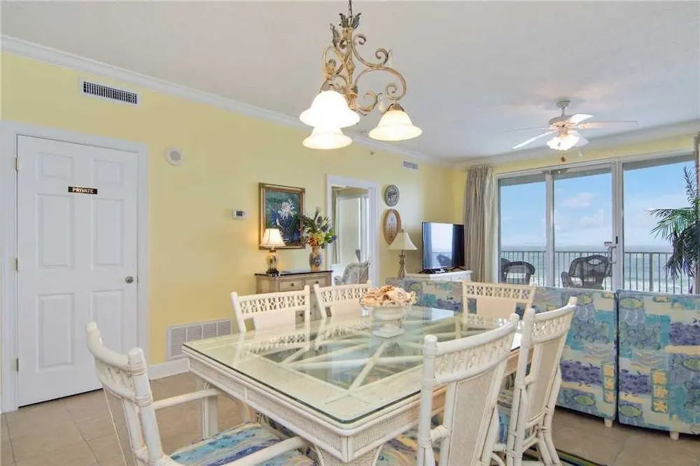 Twin Palms 405 - Two Bedroom Condo