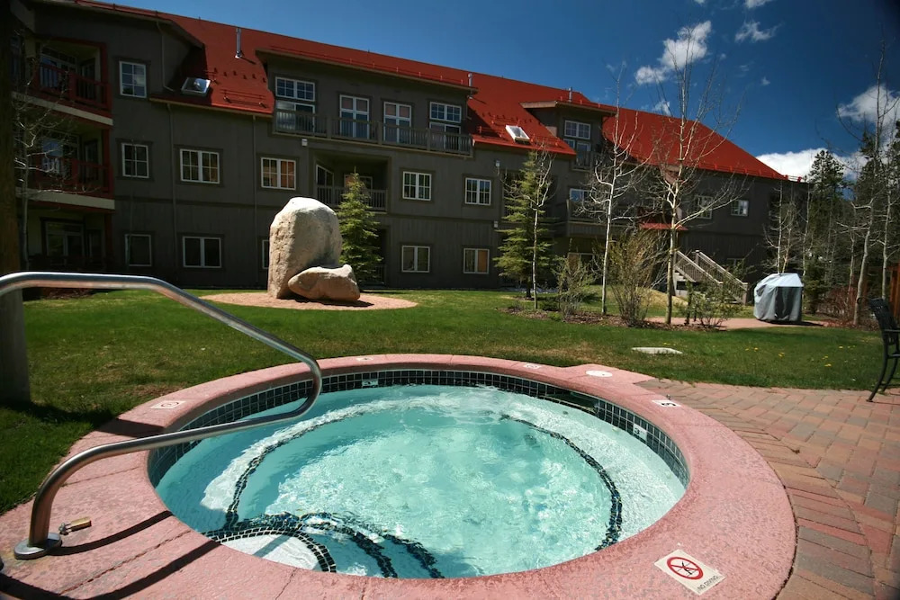 Expedition Station 8603 by SummitCove Vacation Lodging