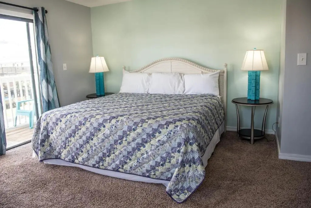 Direct Gulf Views with Deeded Beach Access (#17) - Sleeps 7