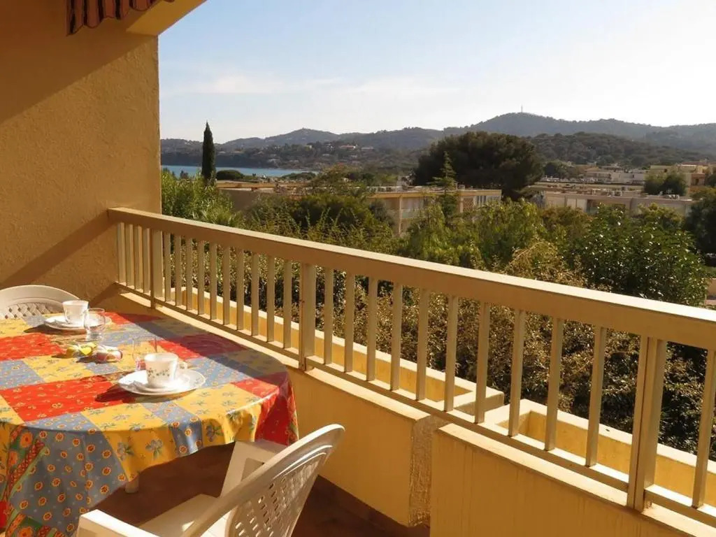 Appartement Bormes-les-Mimosas, 2 pièces, 4 personnes - FR-1-610-16