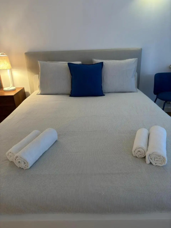 MyPlaceLisbon - Bairro Alto Apartment