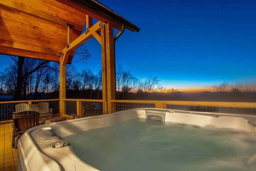 Sunset View Retreat at Eagles Nest