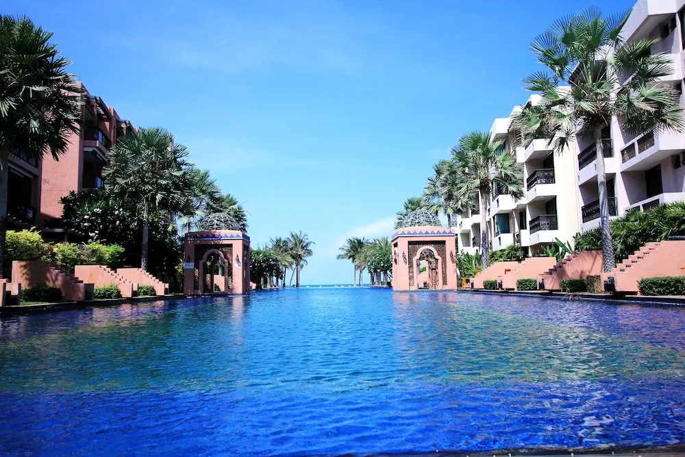 Marrakesh Hua Hin Serviced Apartment