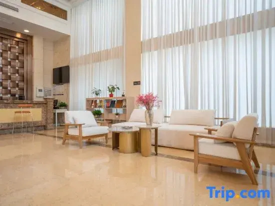 Qijun Hotel (Liling No.1 High School Railway Station Branch)