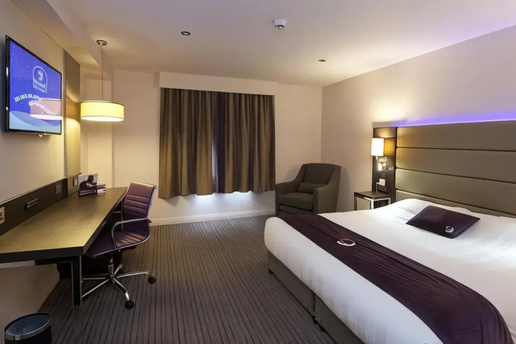 Premier Inn Gloucester - Longford