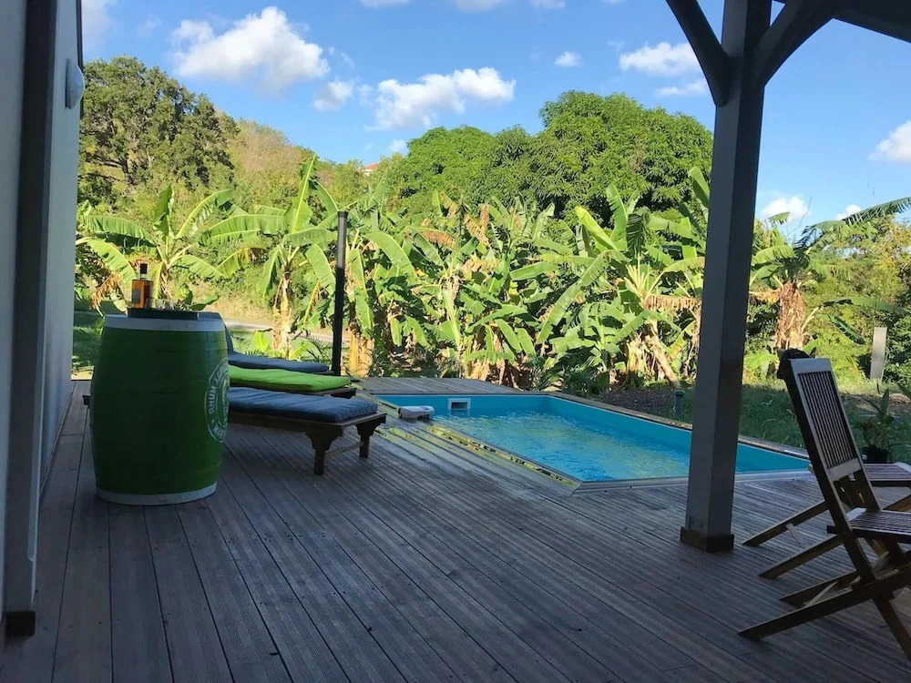 Villa With 2 Bedrooms In Le Diamant With Private Pool Enclosed Garden And Wifi 150M From The Beach