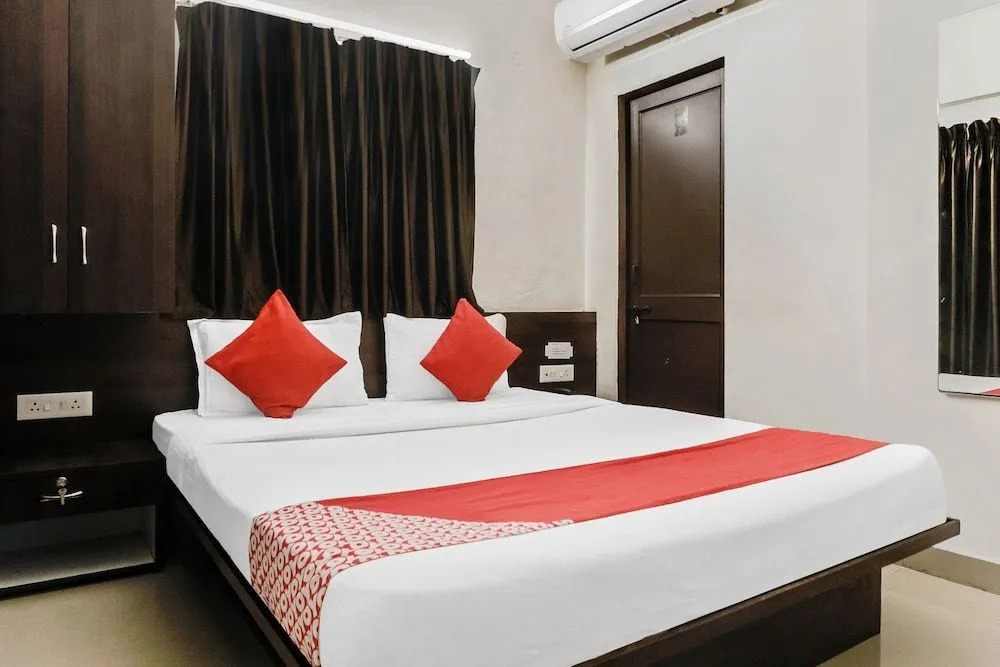 OYO 15456 Morya Hospitality
