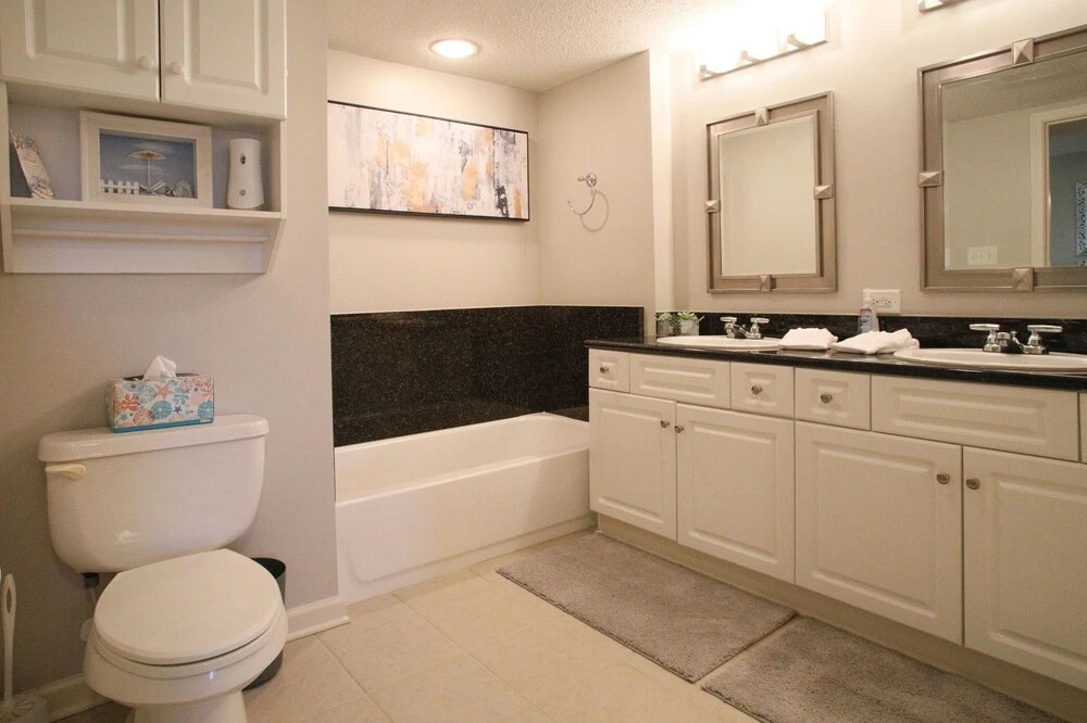 Yacht Club Villas #2-305 3 Bedroom Condo by RedAwning
